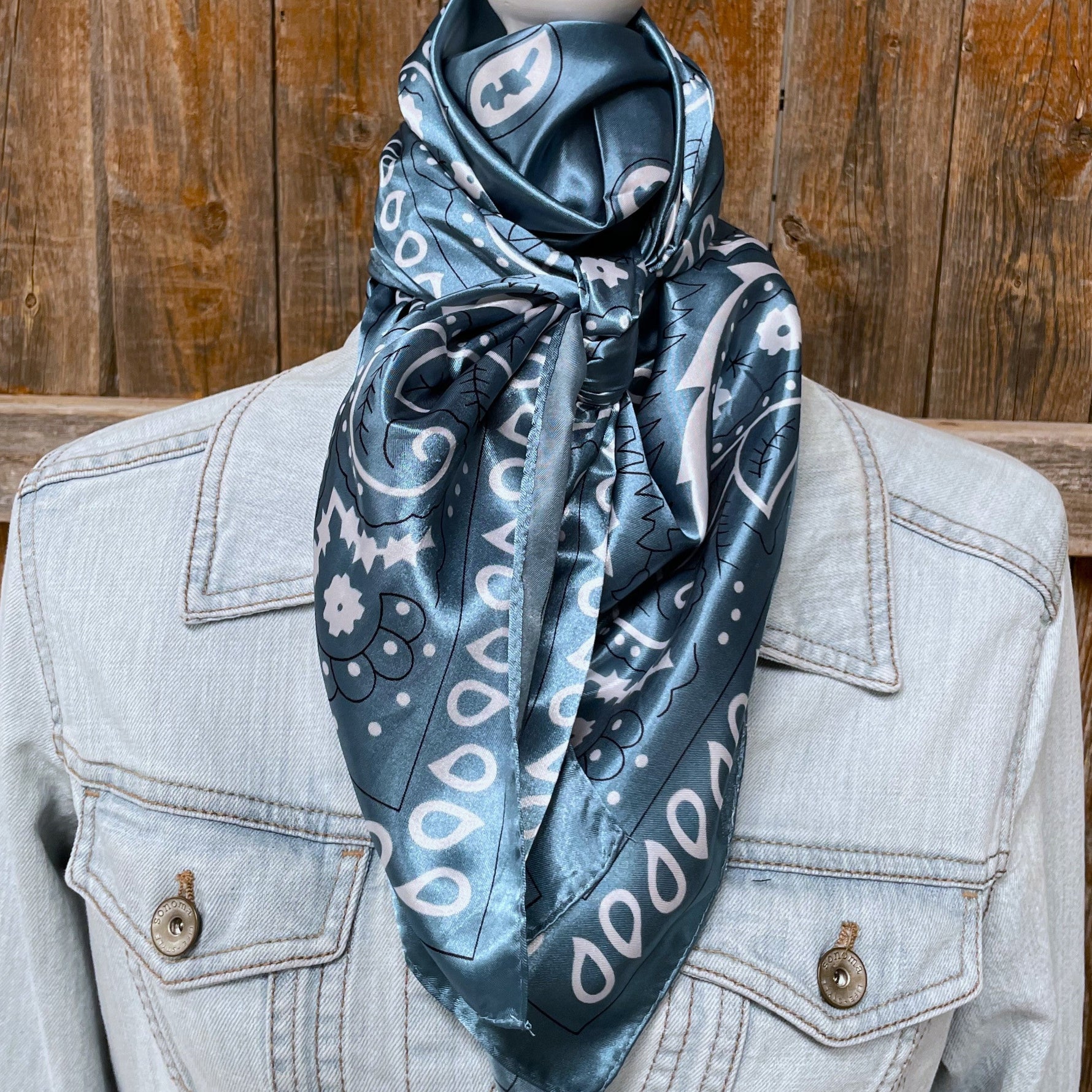 35X35"  Blue & White Paisley Wild Rag / Scarf WR3414