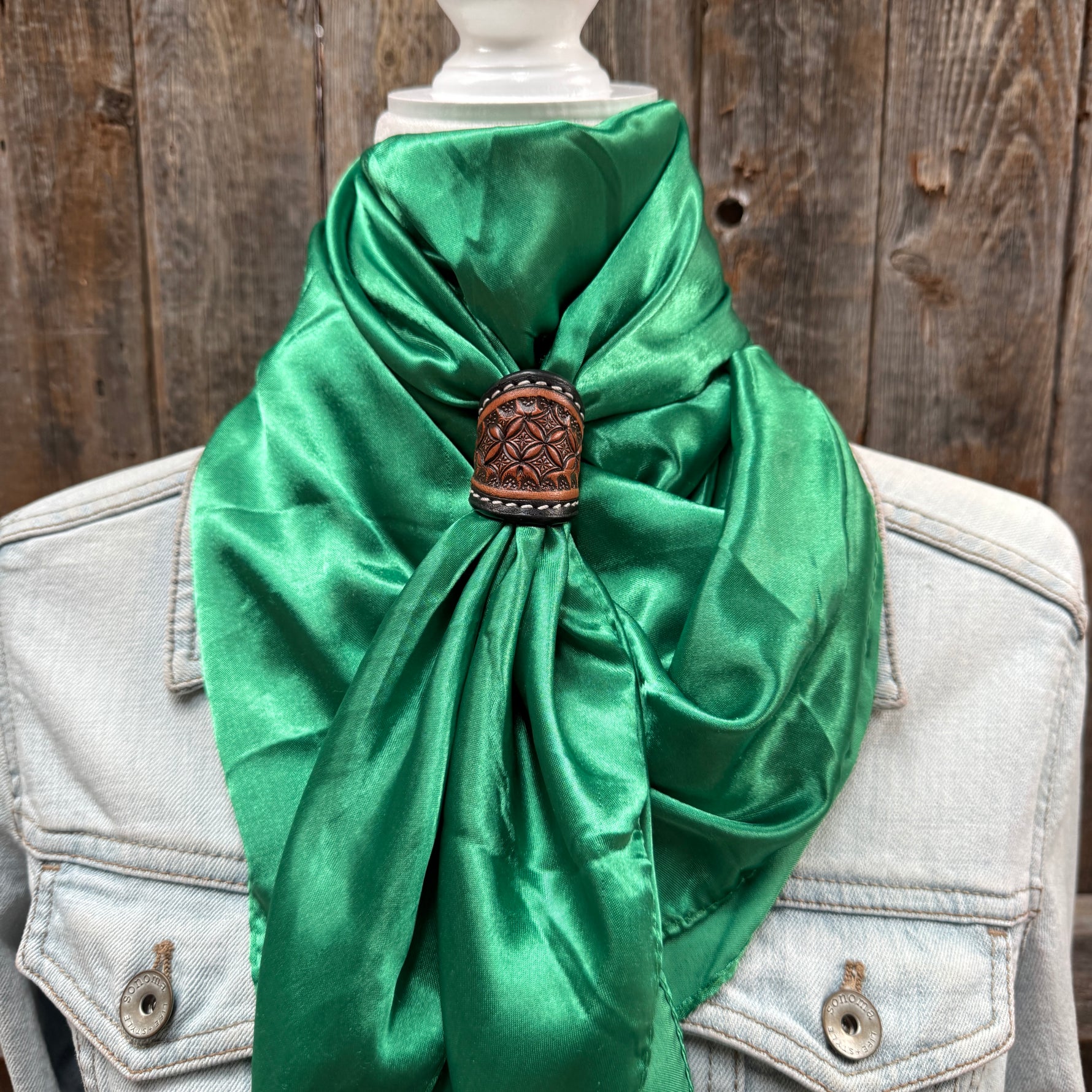 35X35" Solid Green Wild Rag / Scarf WRS18 - Tooled Leather Wild Rag Slides - Assorted