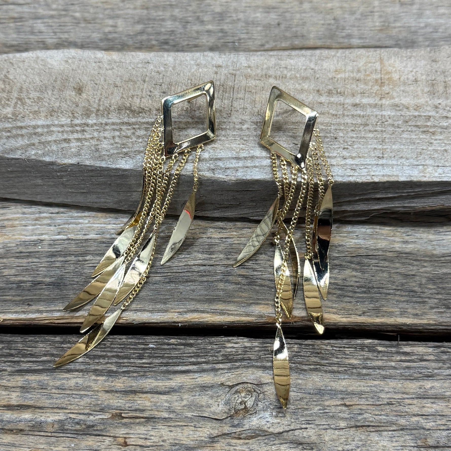 Western Gold Diamond Shaped Dangle Fashion Earrings-Rodeo Drive Conchos 