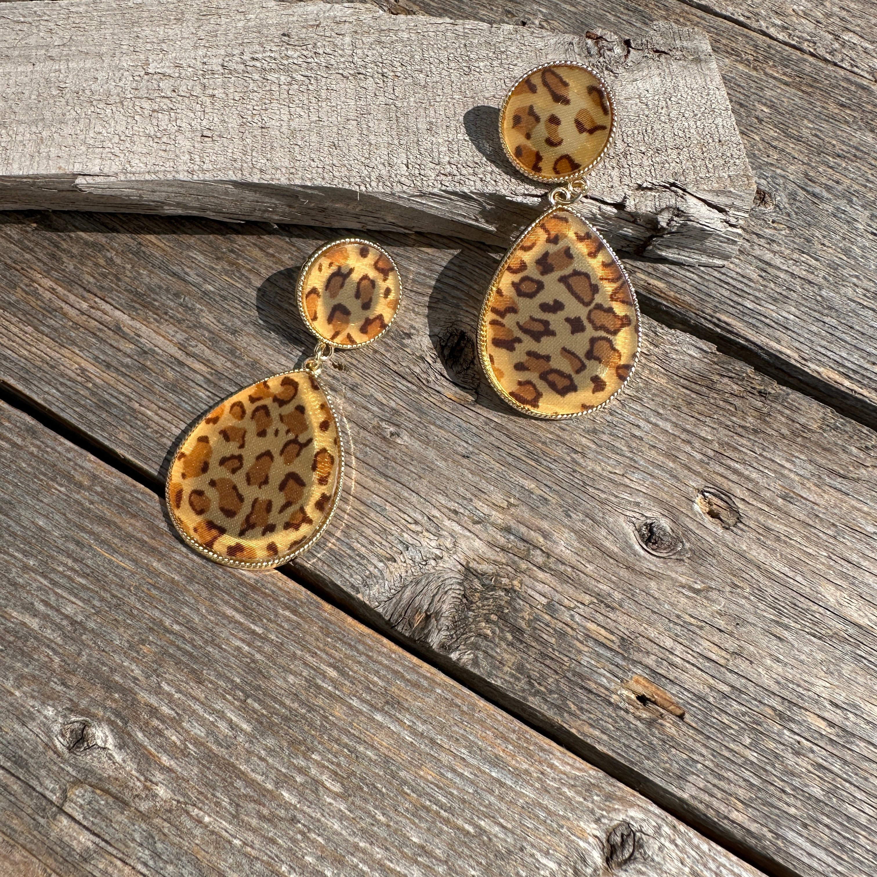 Tan Animal Print Fashion Earrings -Western Earrings-Rodeo Drive Conchos
