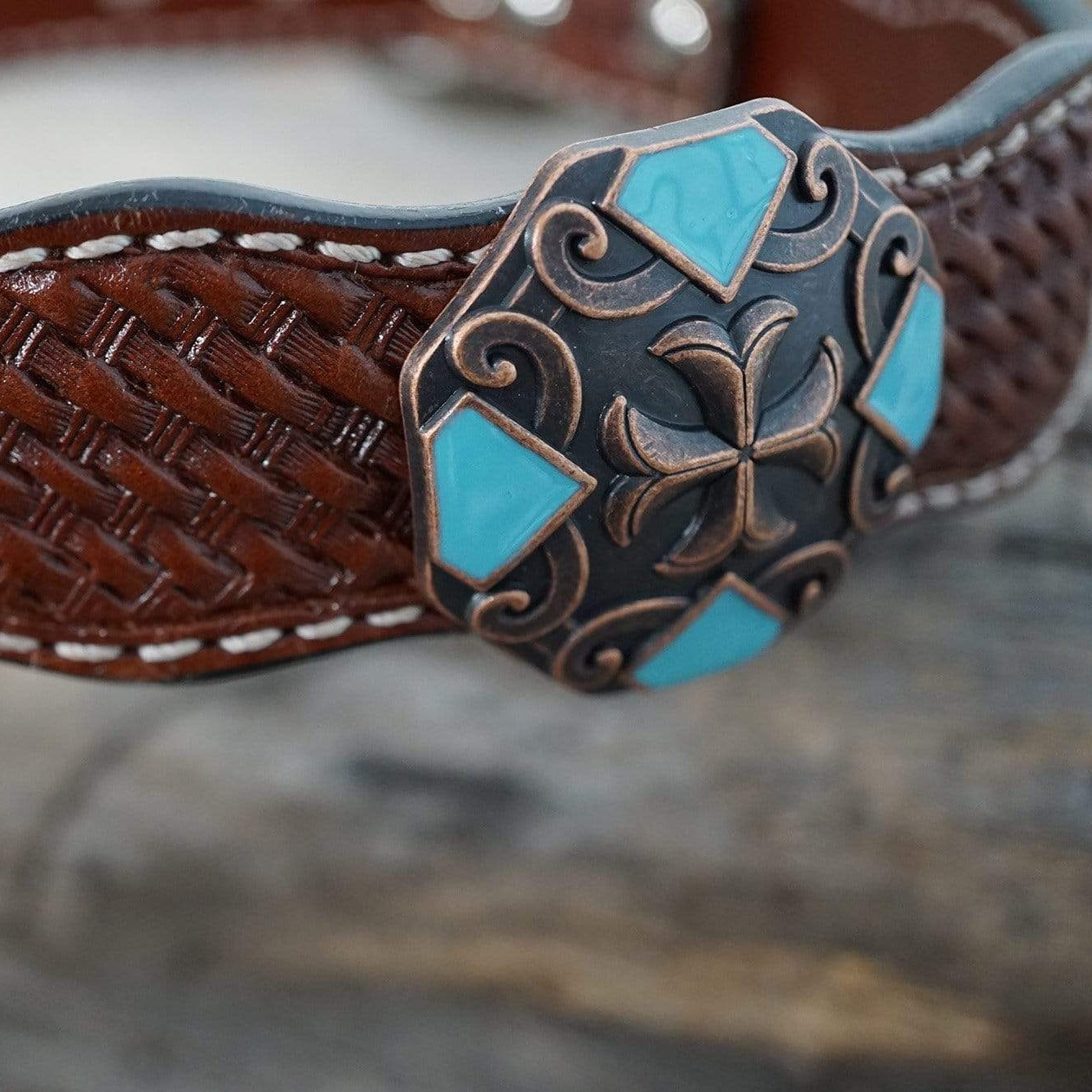 DC25 - Medium Oil Leather Dog Collar 18