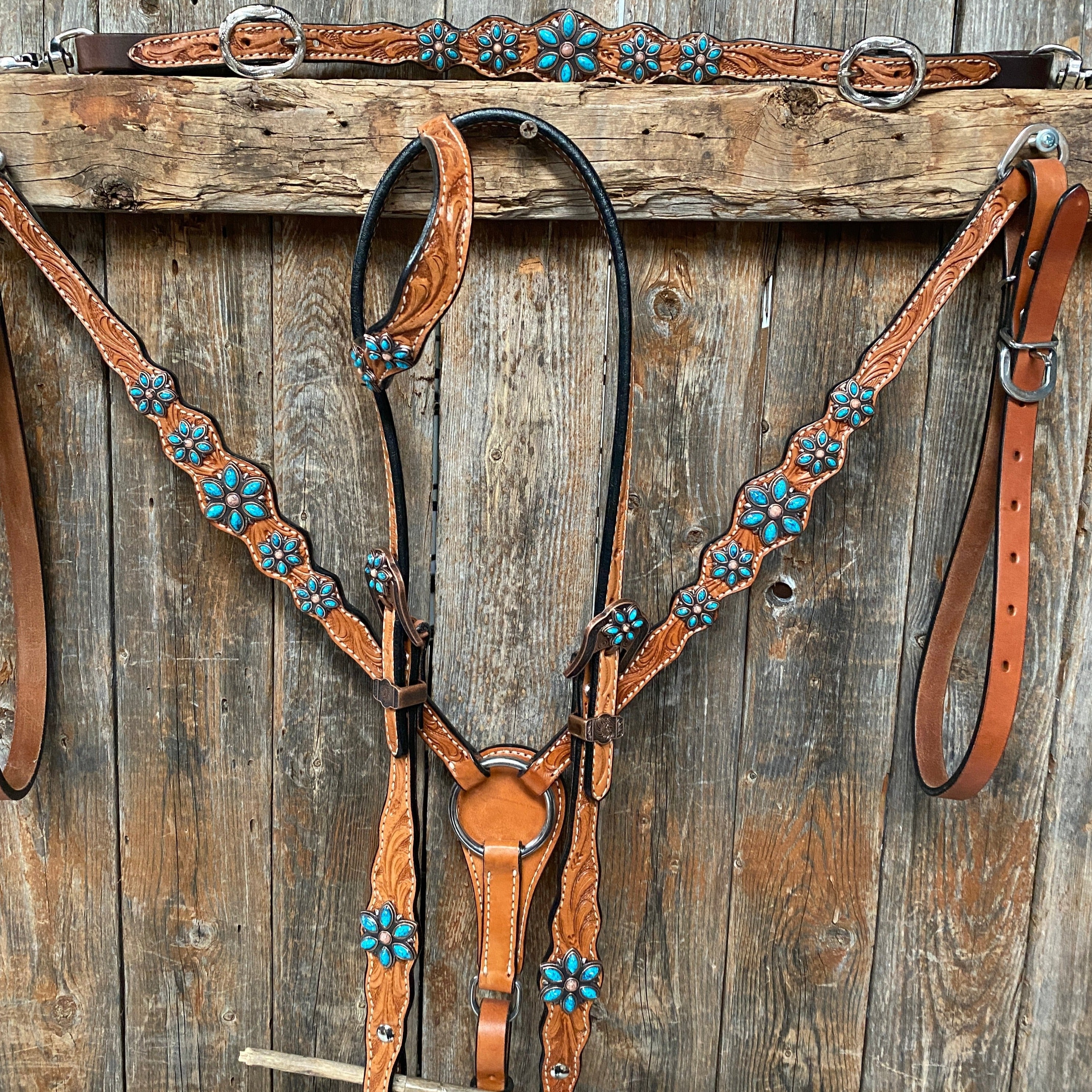 Light Floral Turquoise Browband/One Ear Tack Set with Wither Strap #BBBC469 - RODEO DRIVE
