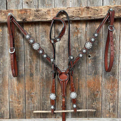ONE EAR TACK SET
