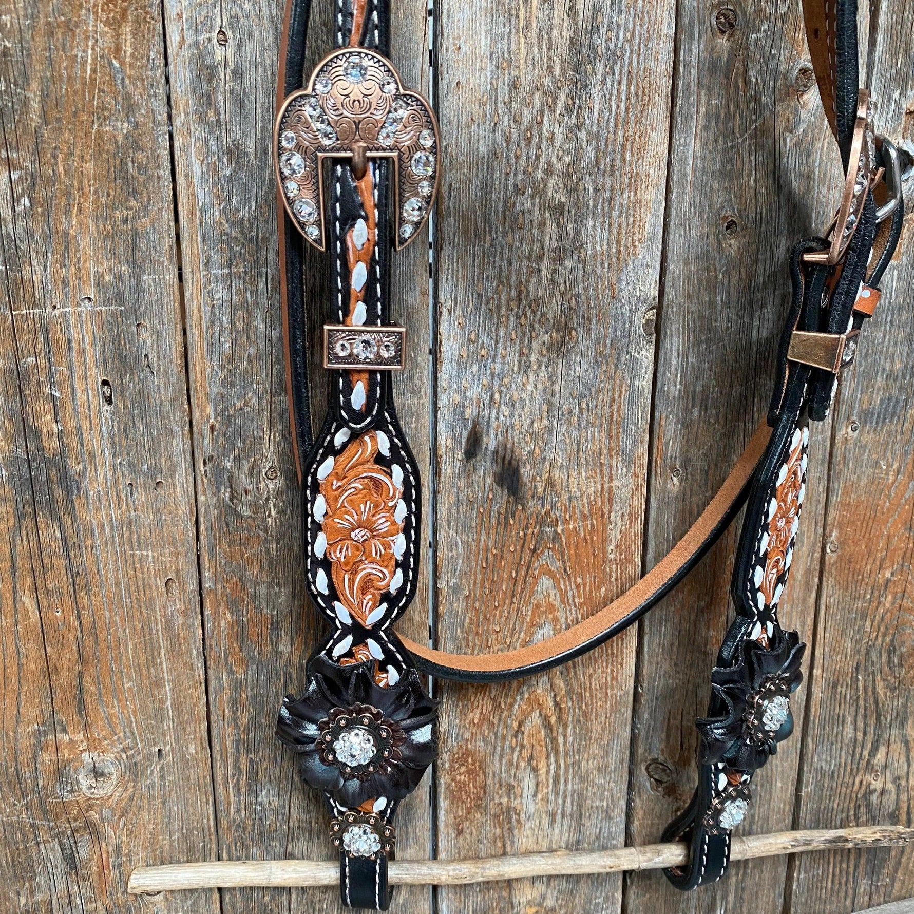Classic Black and Clear Browband/One Ear Tack Set #BBBC499 - RODEO DRIVE