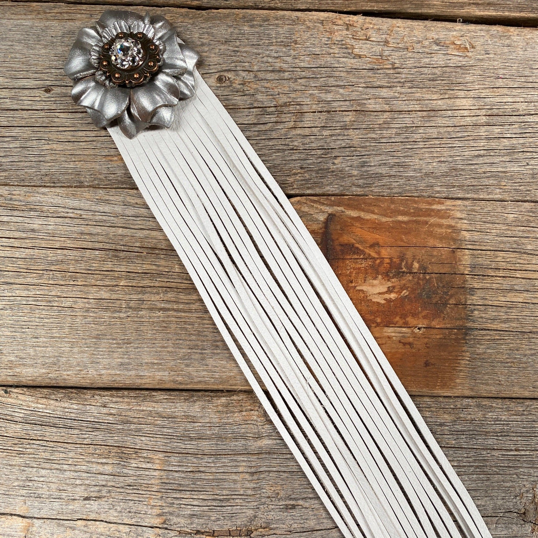 Leather Silver Carnation with White Fringe - RODEO DRIVE
