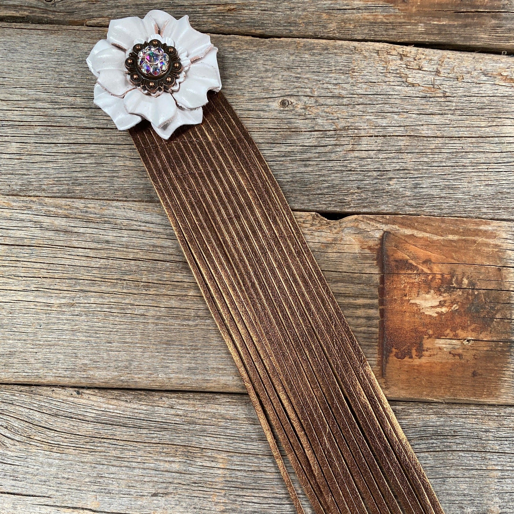 Leather White Carnation with Copper Fringe - RODEO DRIVE