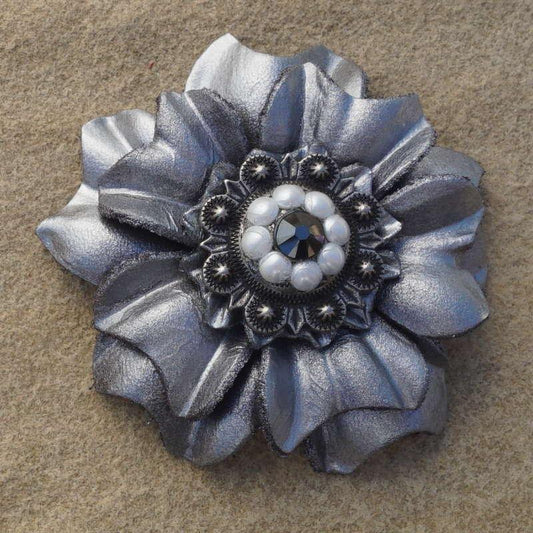 Silver Carnation Flower With Antique Silver Jet and Pearl 1" Concho - RODEO DRIVE