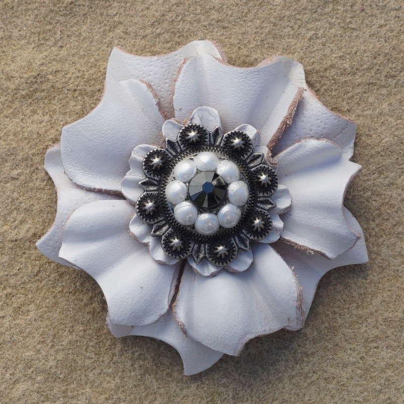 White Carnation Flower With Antique Silver Jet and Pearl 1" Concho - RODEO DRIVE