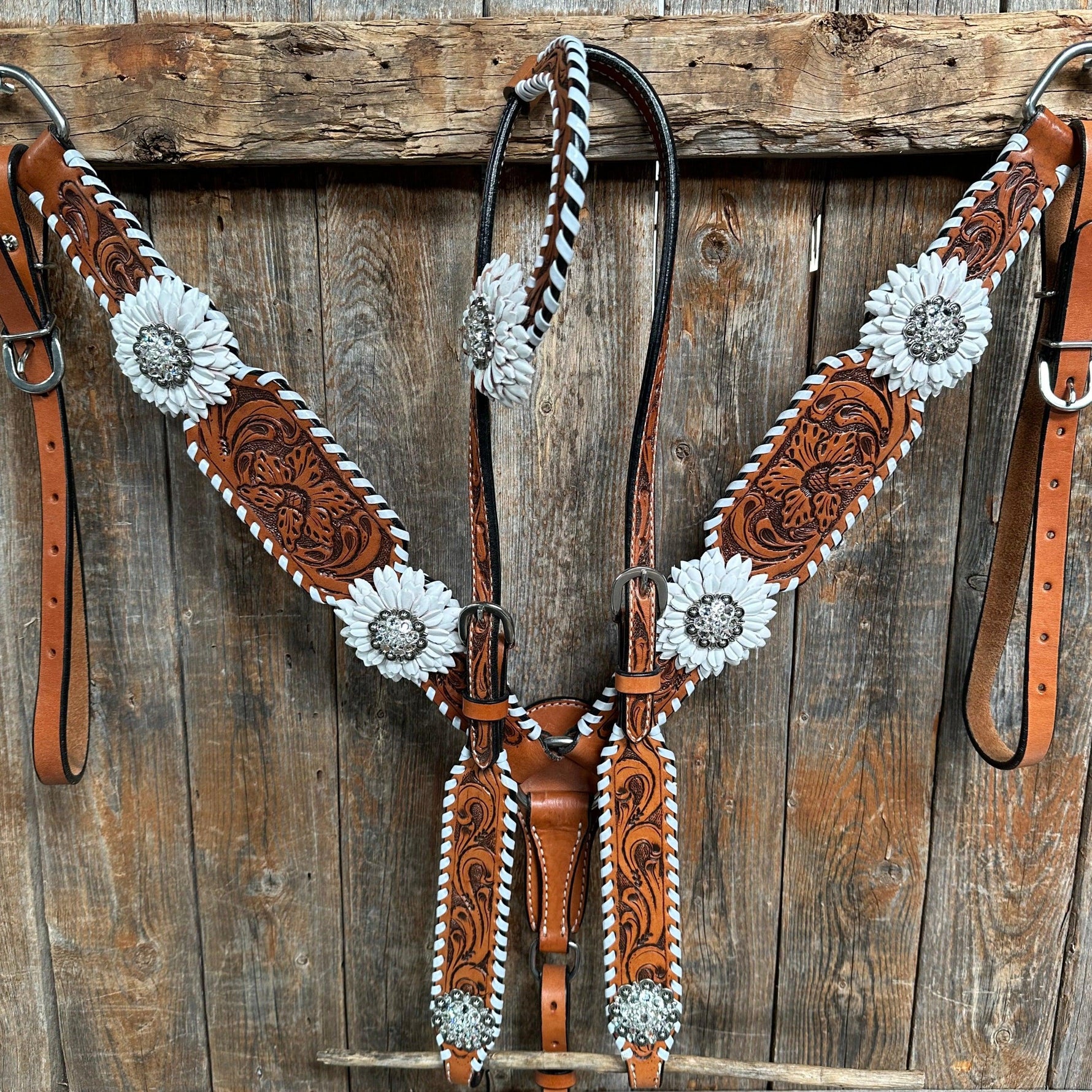 Light Oil Whipstitch White Daisy One Ear/ Breastcollar #OEBC519 - RODEO DRIVE