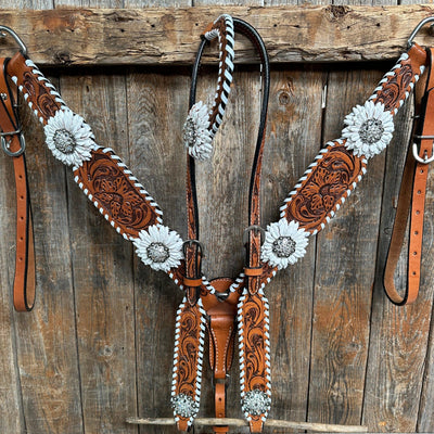 ONE EAR TACK SET