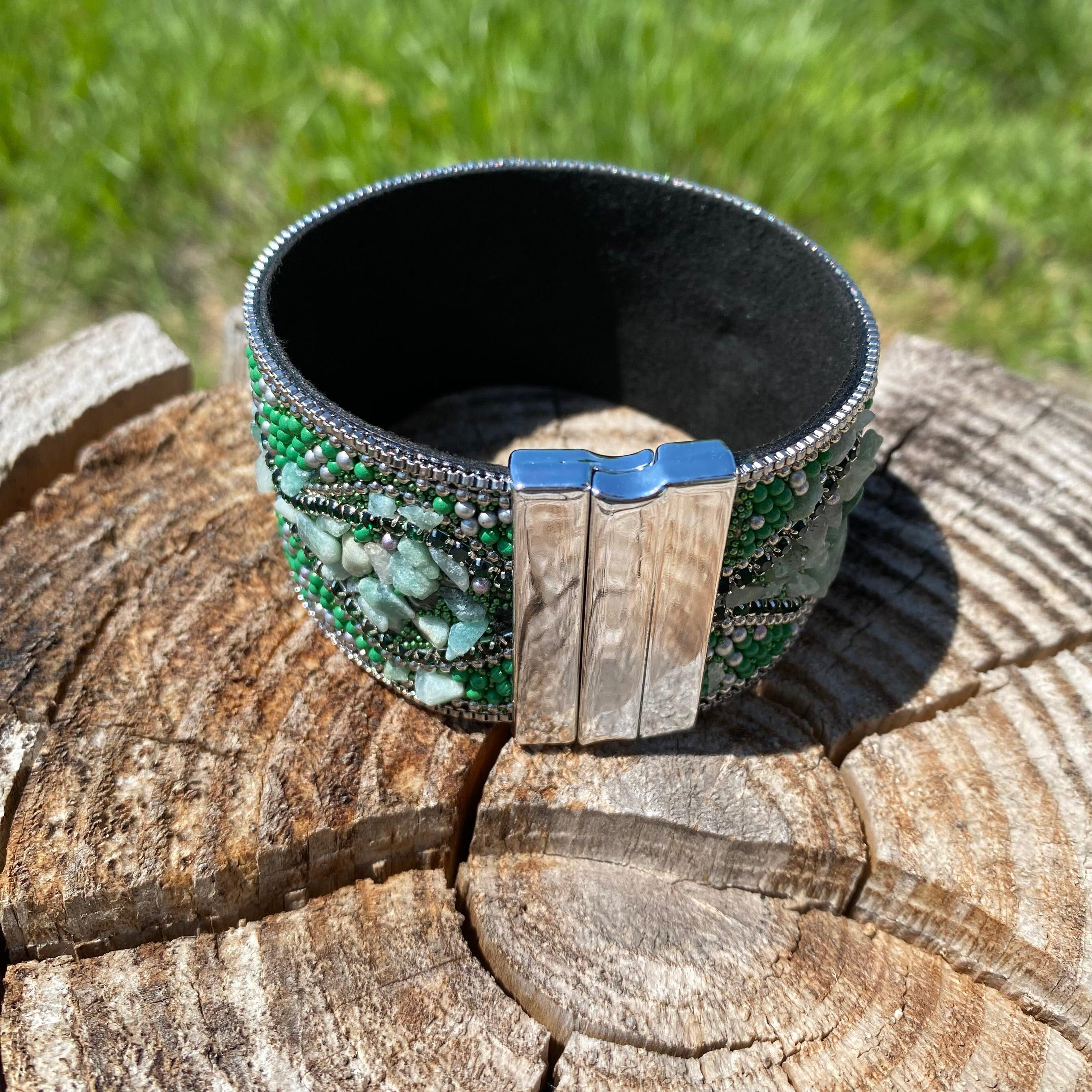 Green Bead and Stone Fashion Bracelet XI110 - RODEO DRIVE