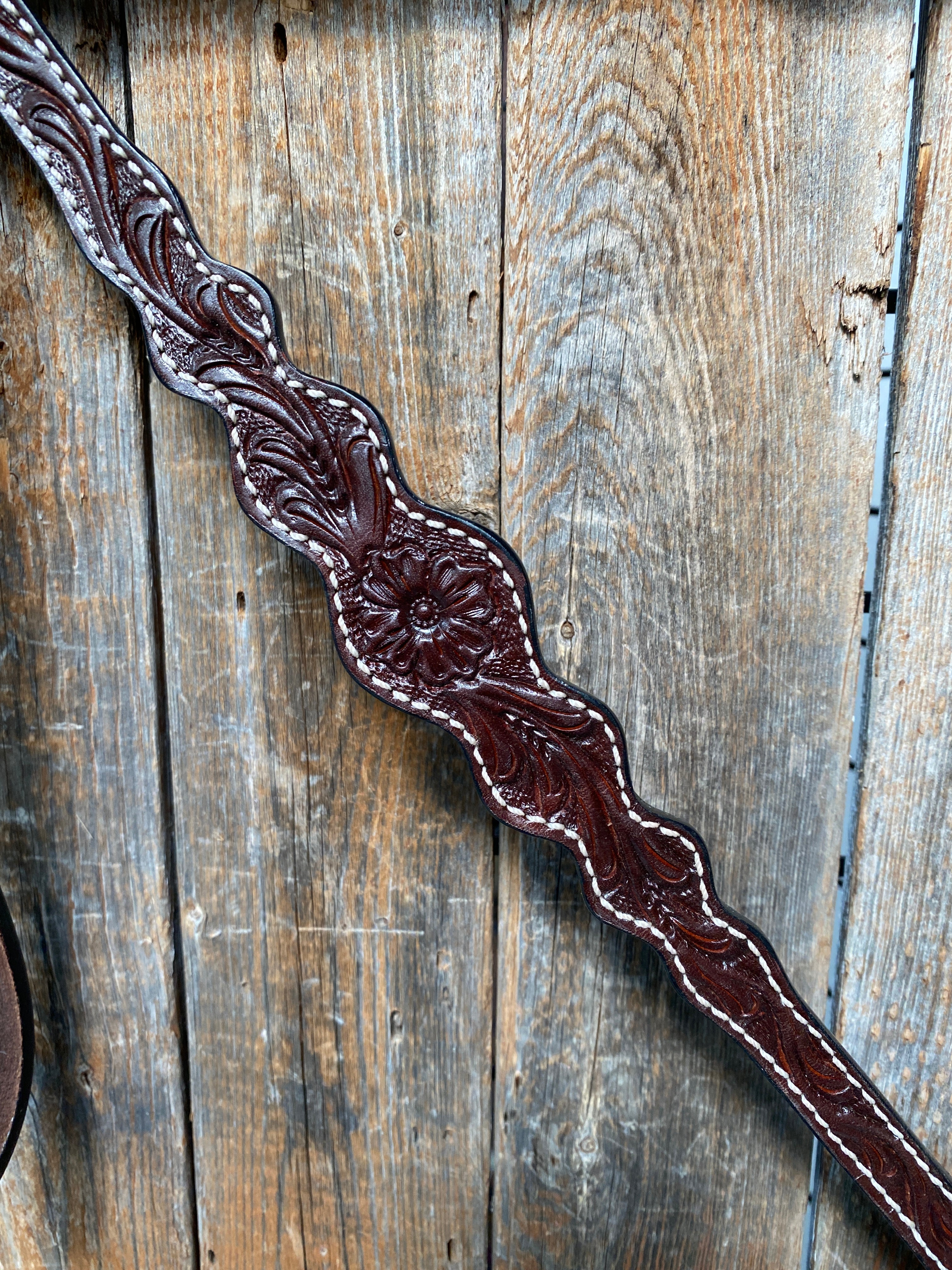 Floral Scalloped Dark Oil Breastcollar - RODEO DRIVE