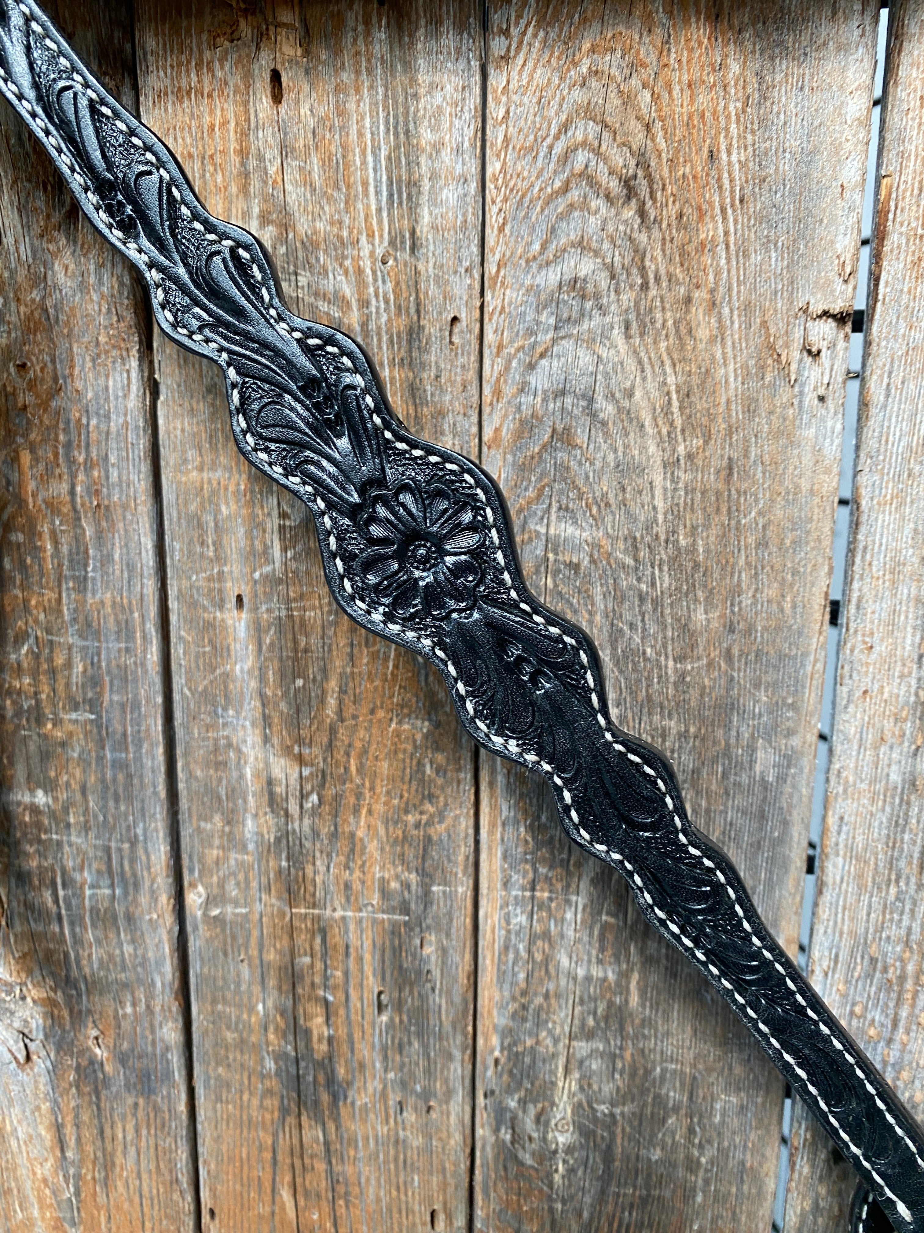 Floral Scalloped Black Breastcollar - RODEO DRIVE