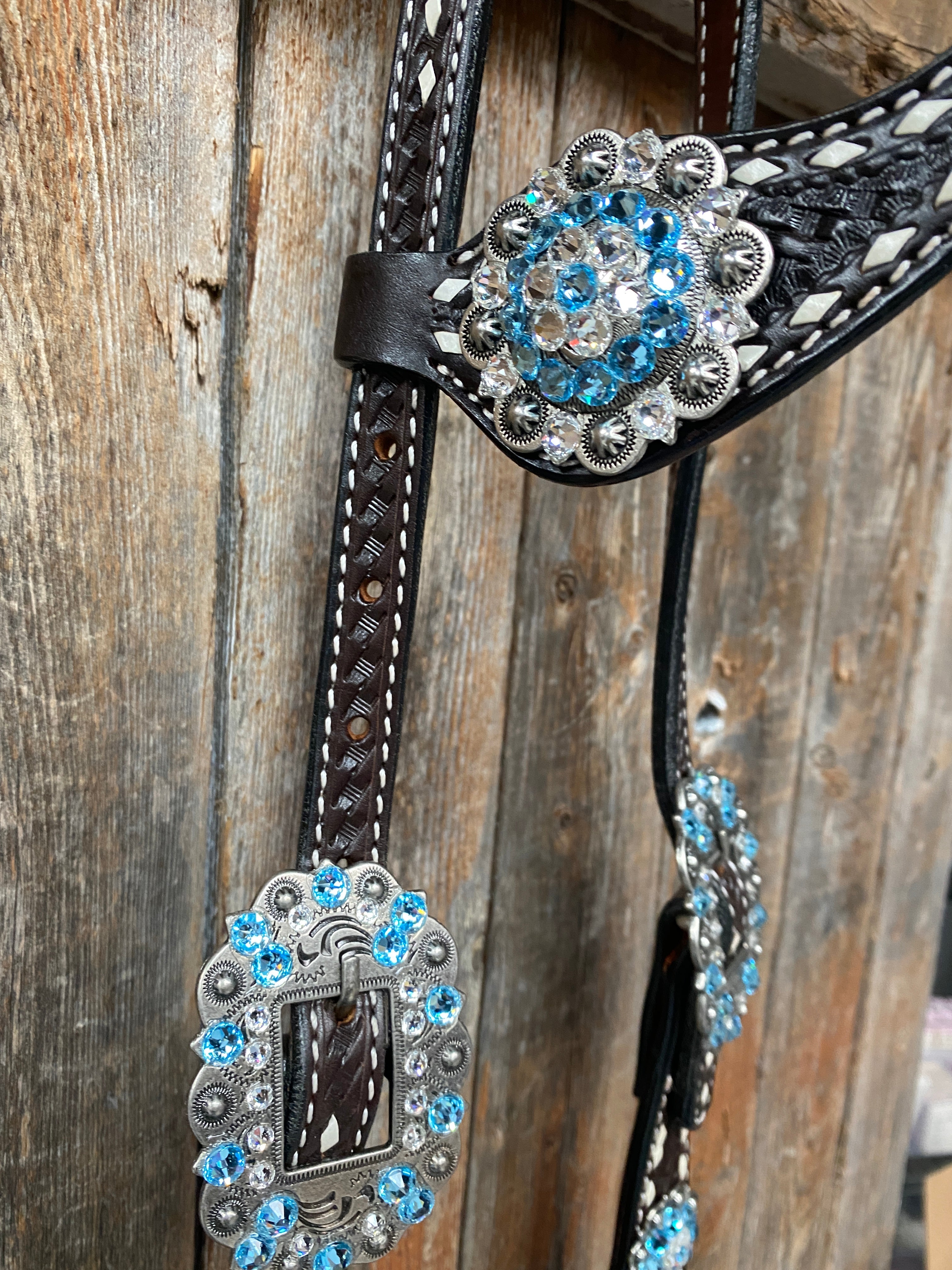 Dark Oil Buckstitch Aqua and Clear One Ear & Breastcollar Tack Set #OEBC439 - RODEO DRIVE