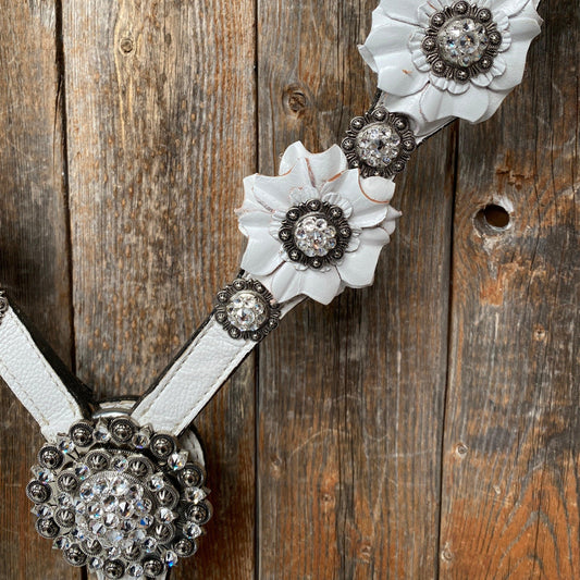 White Floral One Ear & Breastcollar Tack Set #OEBC440 - RODEO DRIVE