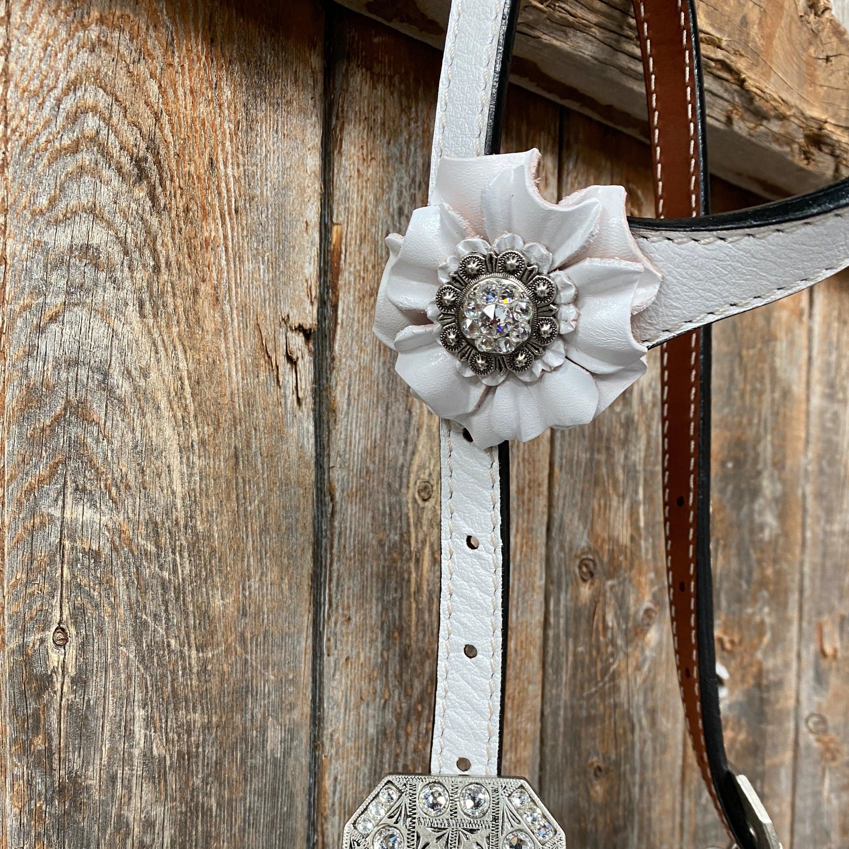 White Floral One Ear & Breastcollar Tack Set #OEBC440 - RODEO DRIVE