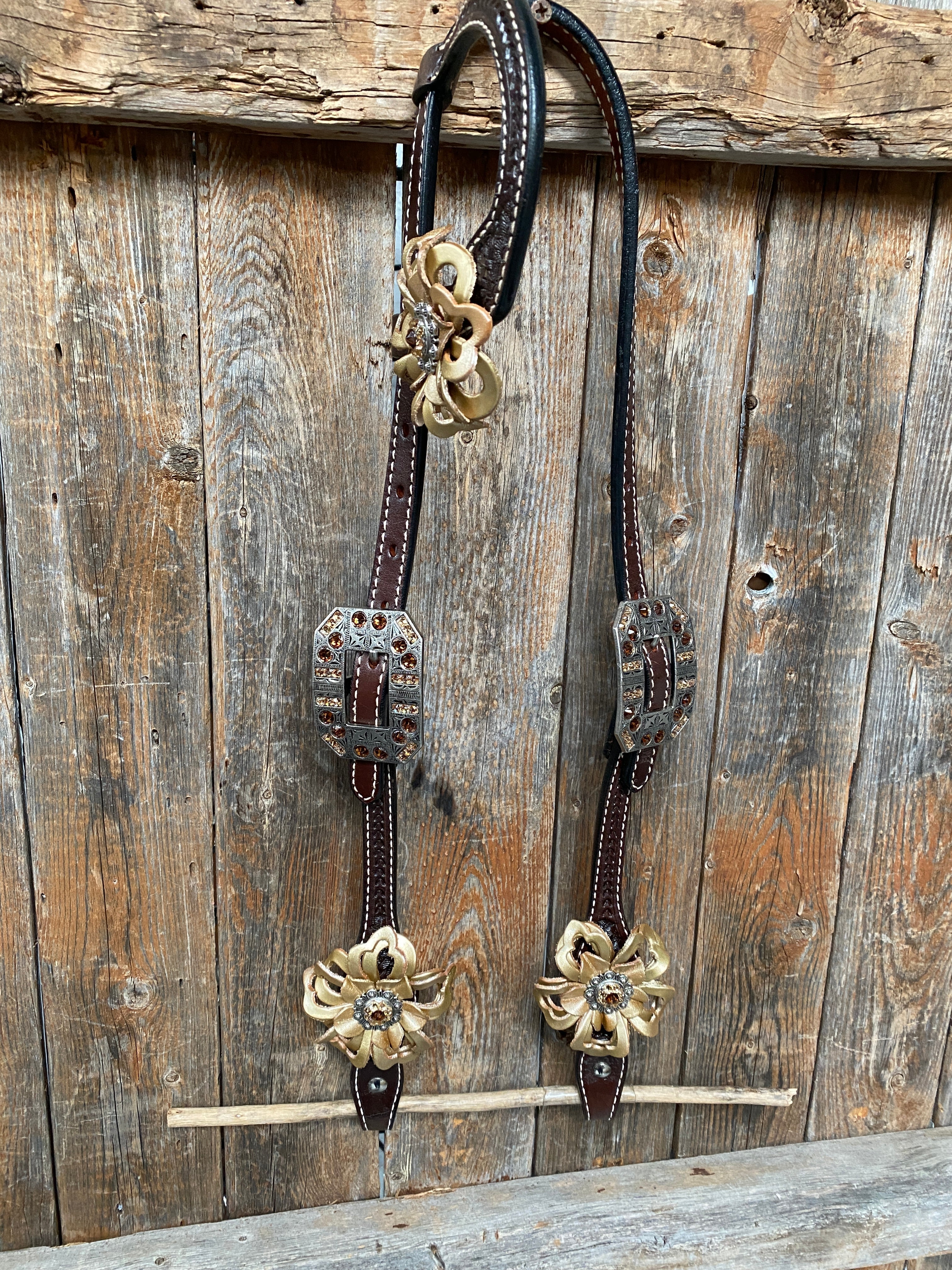 Dark Oil Gold One Ear & Breastcollar #OEBC423 - RODEO DRIVE