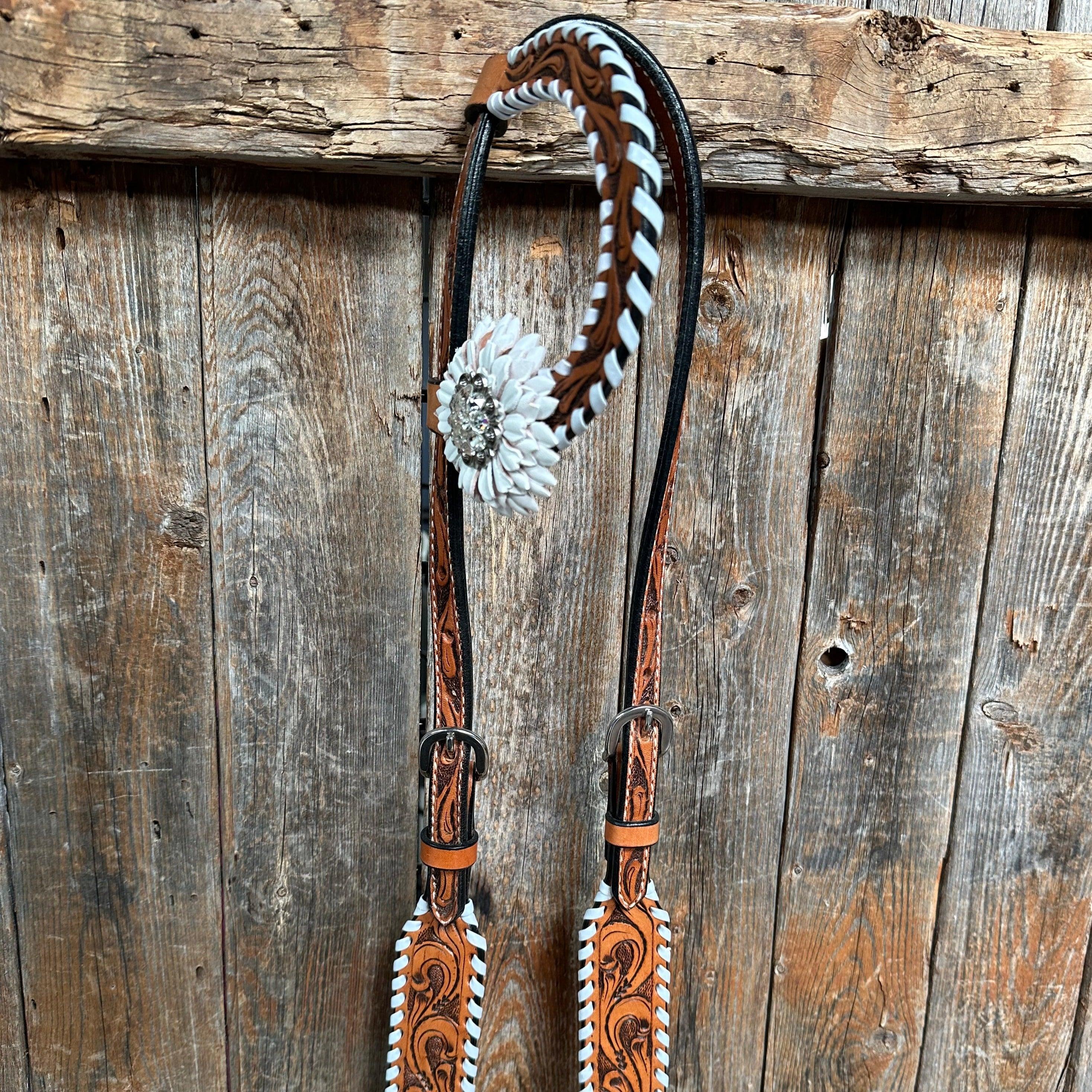 Light Oil Whipstitch White Daisy One Ear/ Breastcollar #OEBC519 - RODEO DRIVE