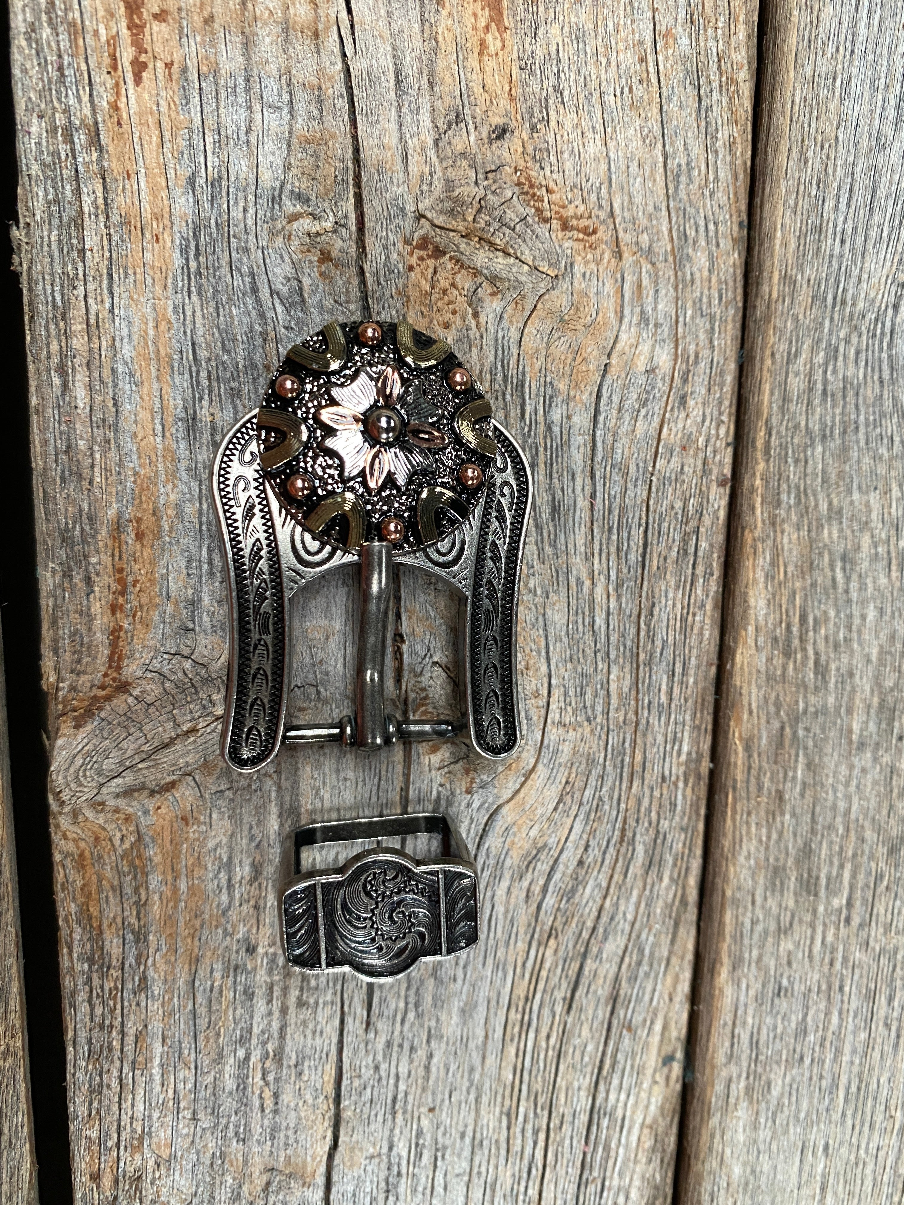 Floral Dots Antique Silver Western Concho Buckle Adapter W147ASBA - RODEO DRIVE