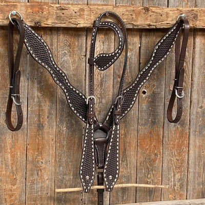 ONE EAR TACK SET