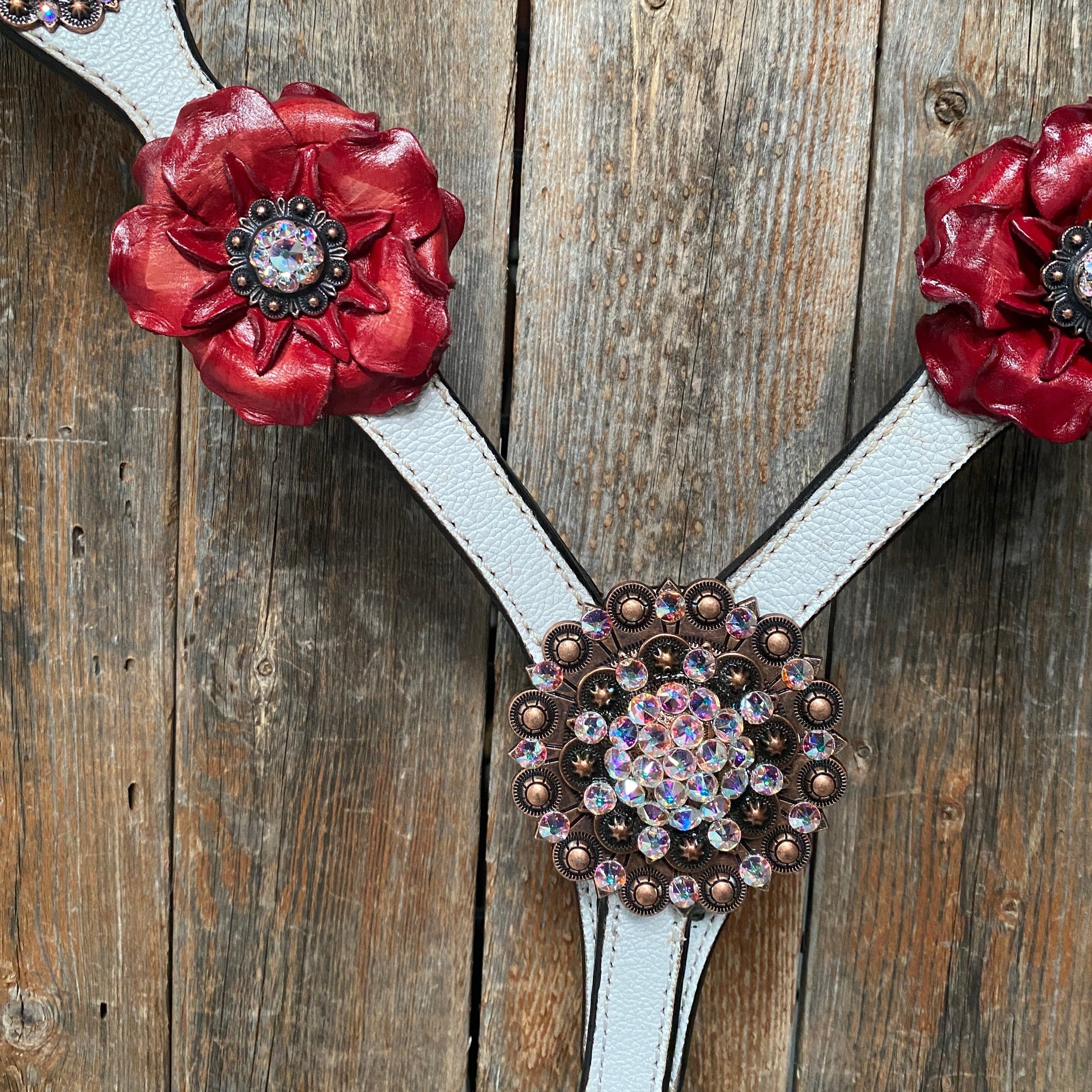 White Leather AB and Gardenias One Ear Tack Set with Wither Strap #OEBC475 - RODEO DRIVE