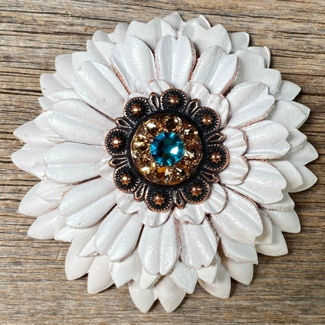 White Daisy Flower With Copper Teal & Champagne 1" Concho - RODEO DRIVE