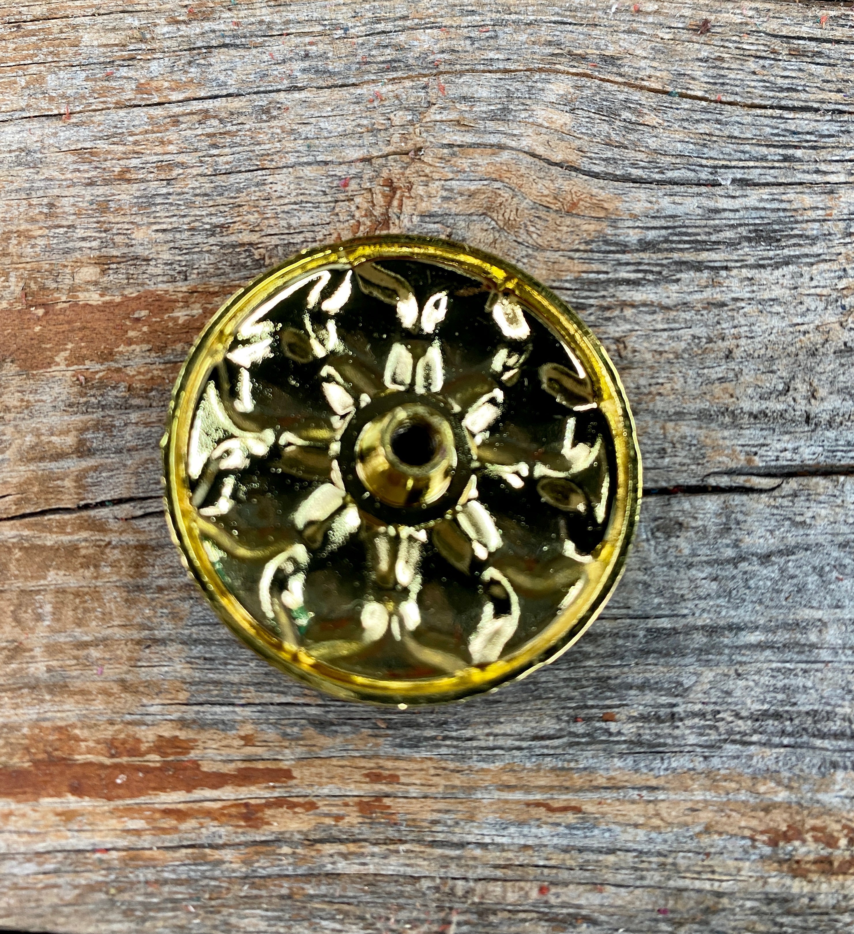 Black & Gold Sunflower Concho 1” W125S - RODEO DRIVE