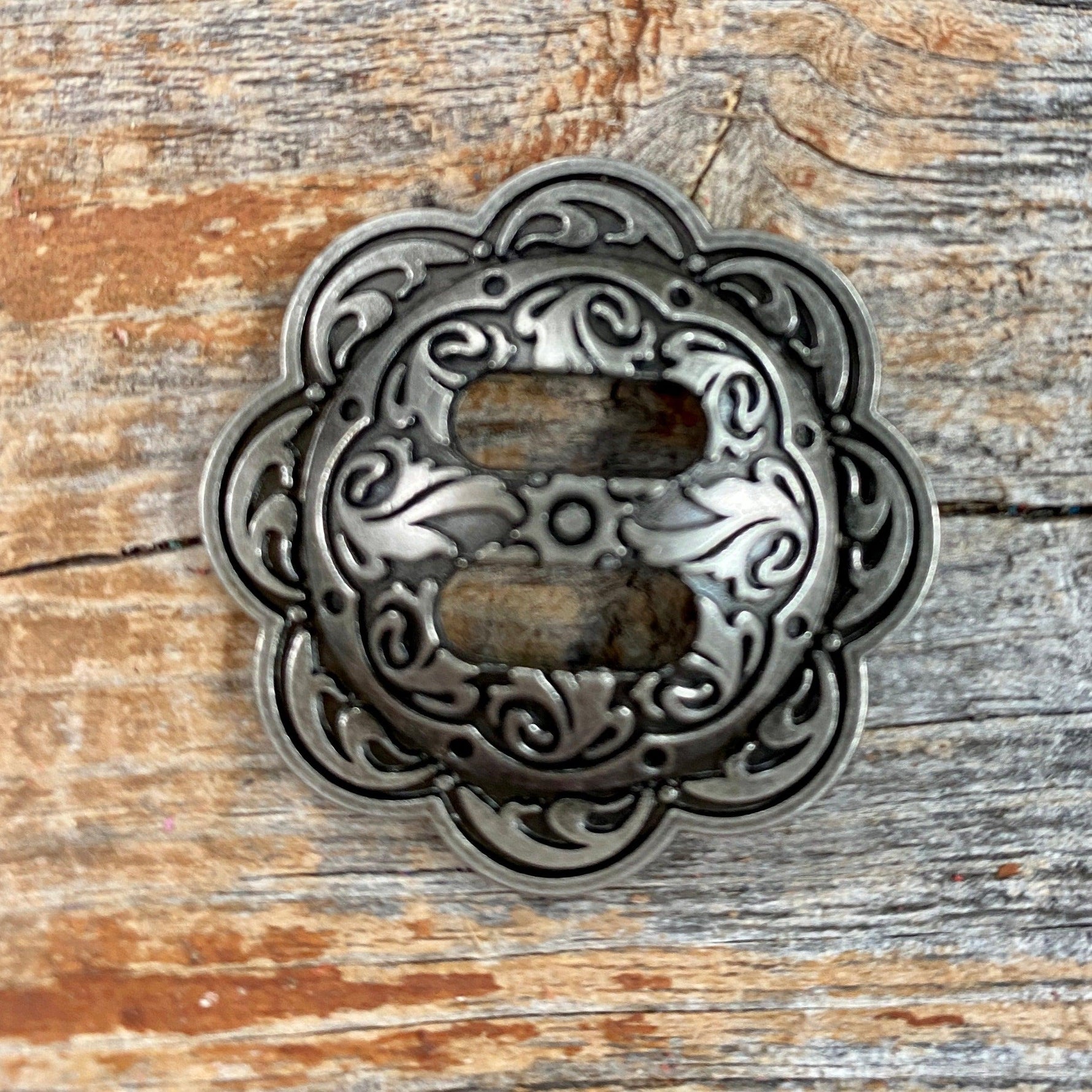 Antique Silver Scalloped Slotted Concho 1.5" W165AL - RODEO DRIVE