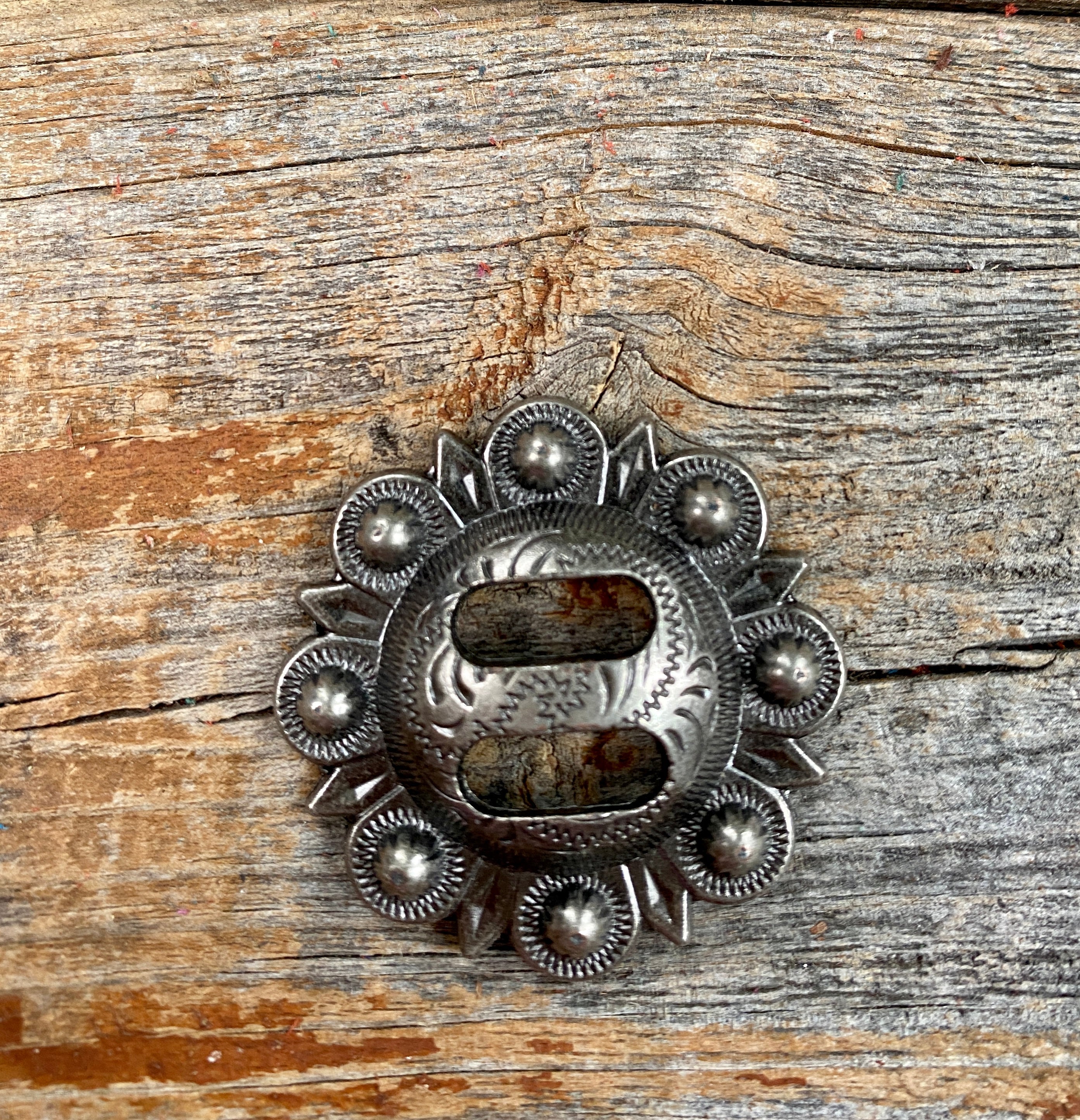 Antique Silver Berry Slotted Concho 1.5" W173L - RODEO DRIVE