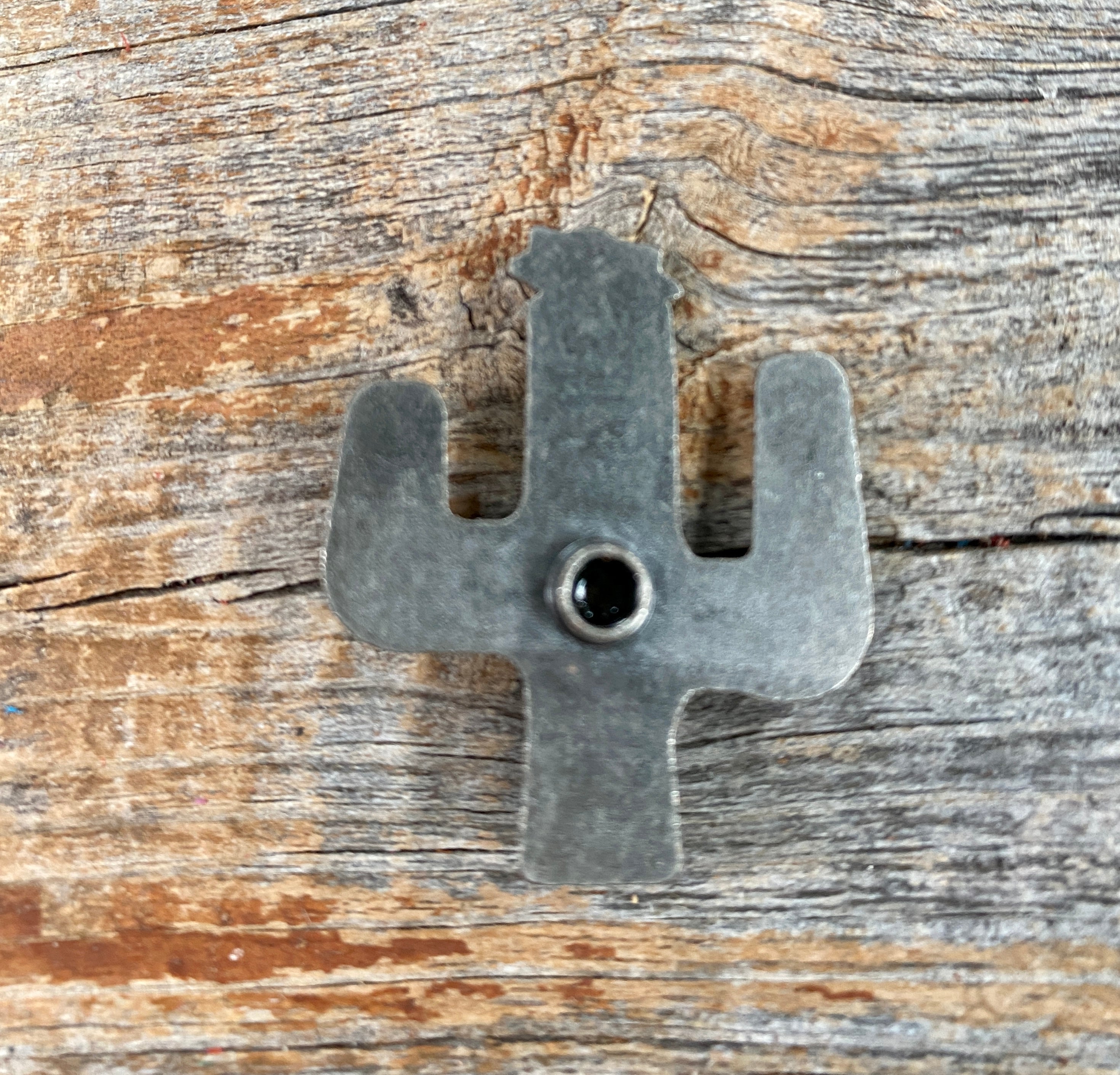 Antique Silver Turquoise Cactus Concho 1.25