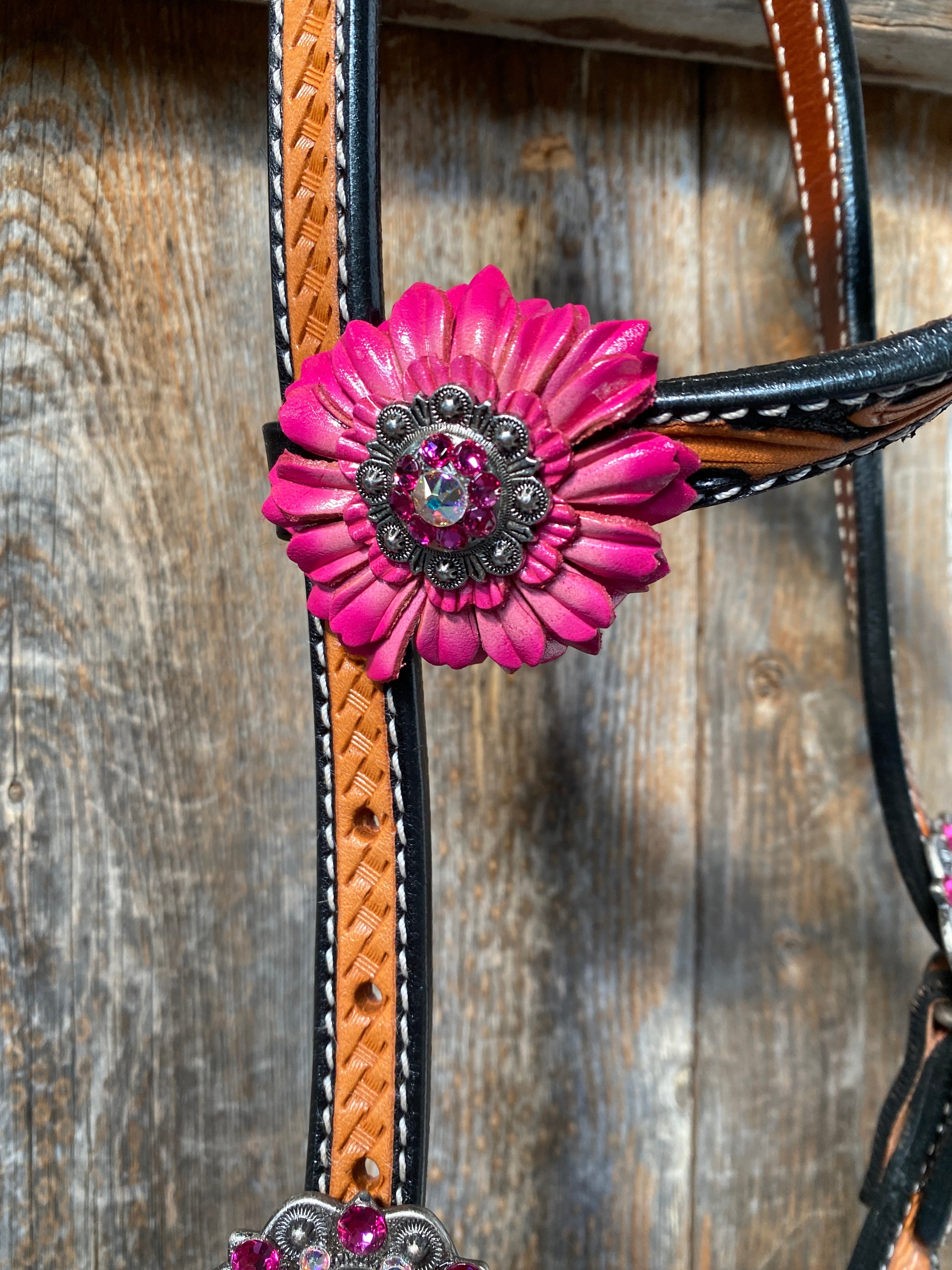 Leaf Scalloped Two Tone Pink Daisy One Ear Headstall / Bridle & Breastcollar Set #OEBC410 - RODEO DRIVE