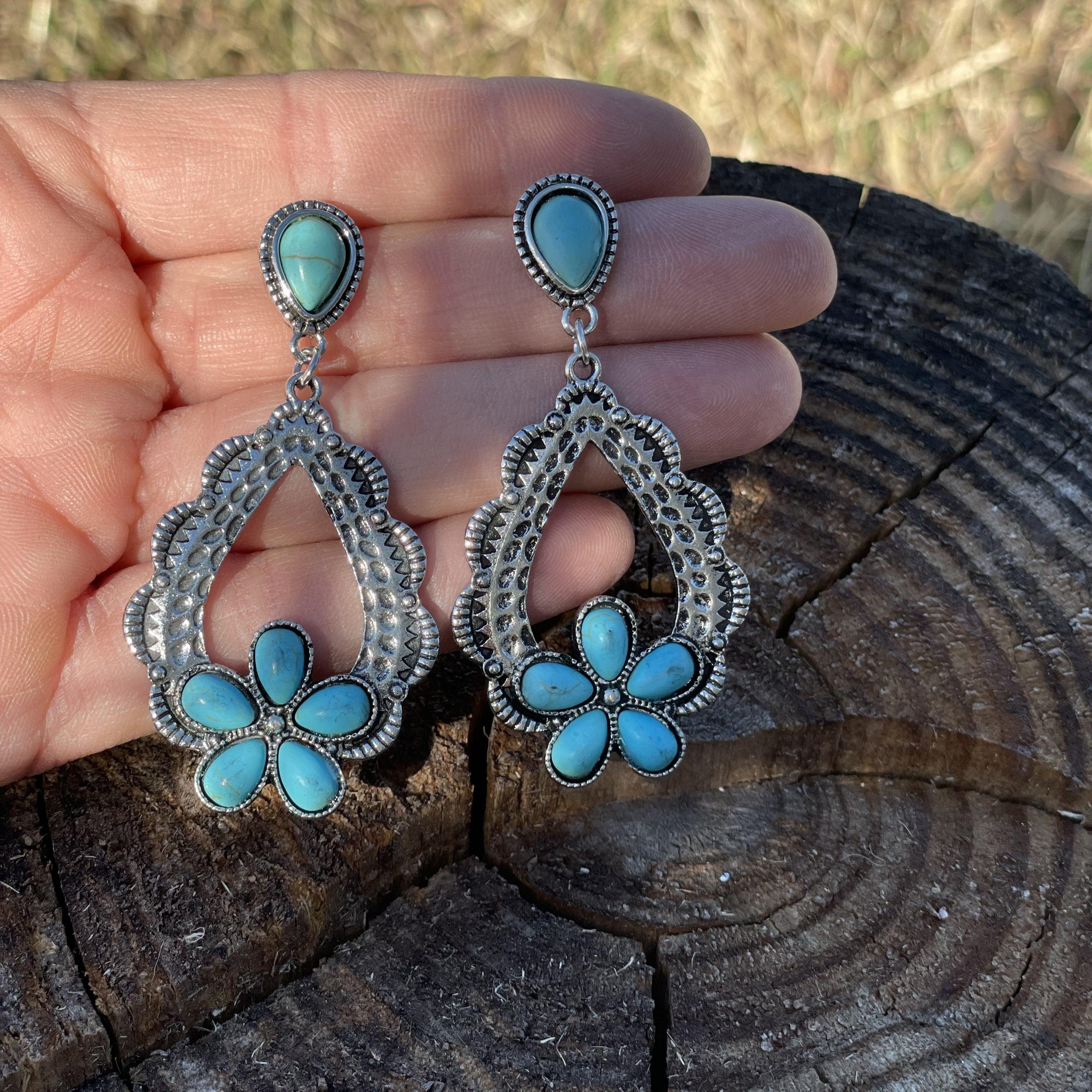 Turquoise Flower Dangle Silver Fashion Earrings WA192 - RODEO DRIVE