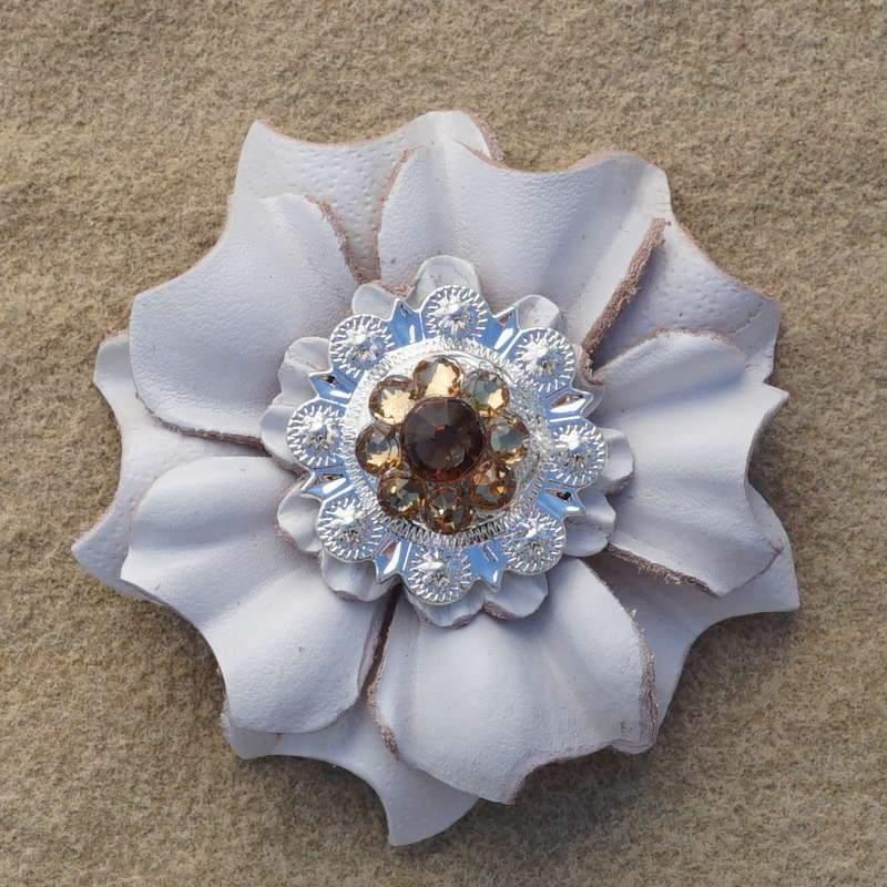 Flowers Fringe & More White Carnation Flower With Bright Silver Topaz & Champagne 1" Concho FL3WTBSTOCH