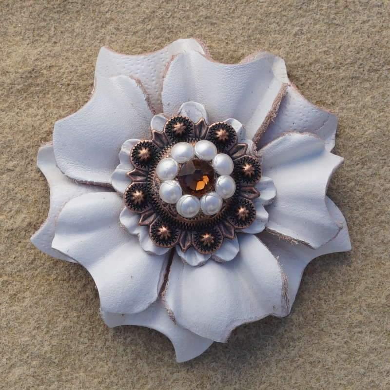 Flowers Fringe & More White Carnation Flower With Copper Topaz & Pearl 1" Concho FL3WTCOTOPR
