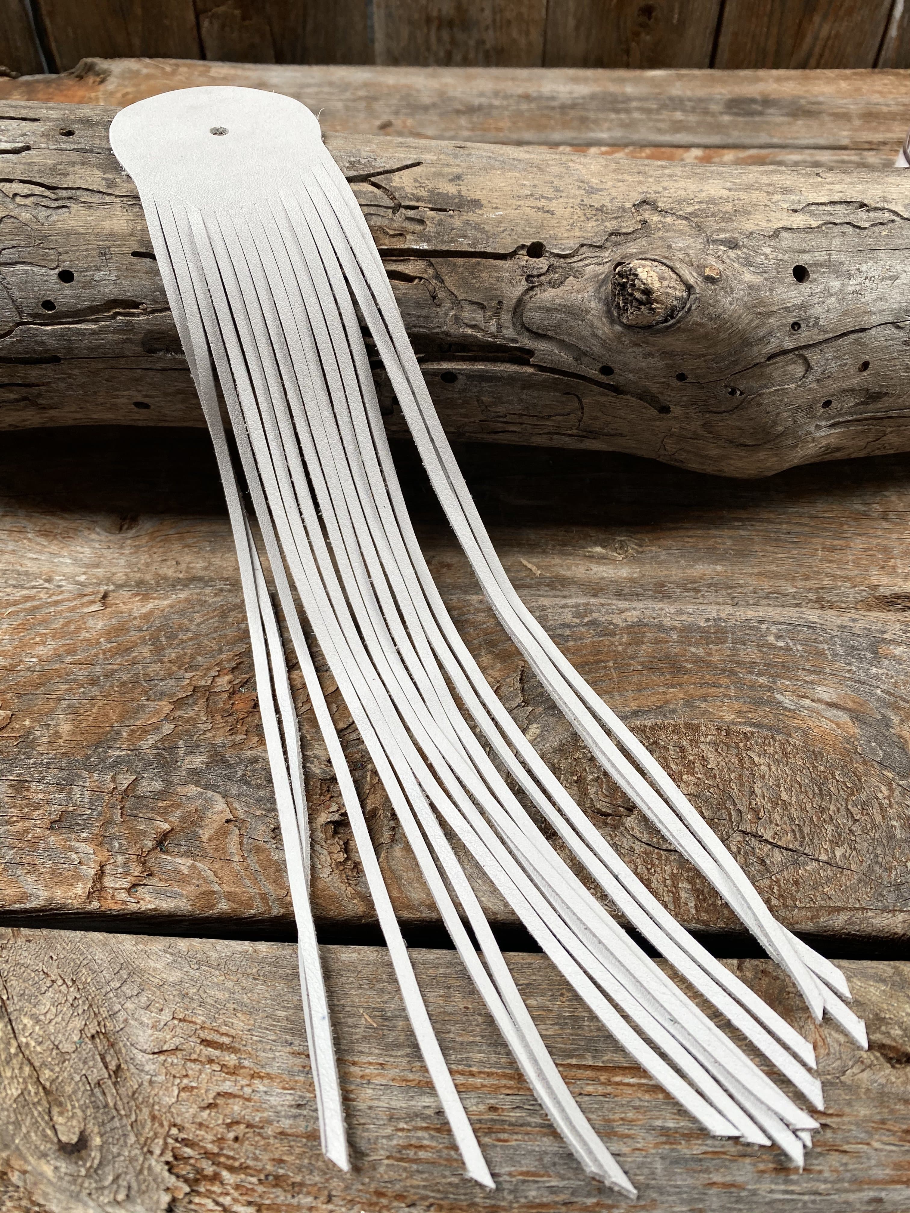 Flowers Fringe & More White Fringe FRWT