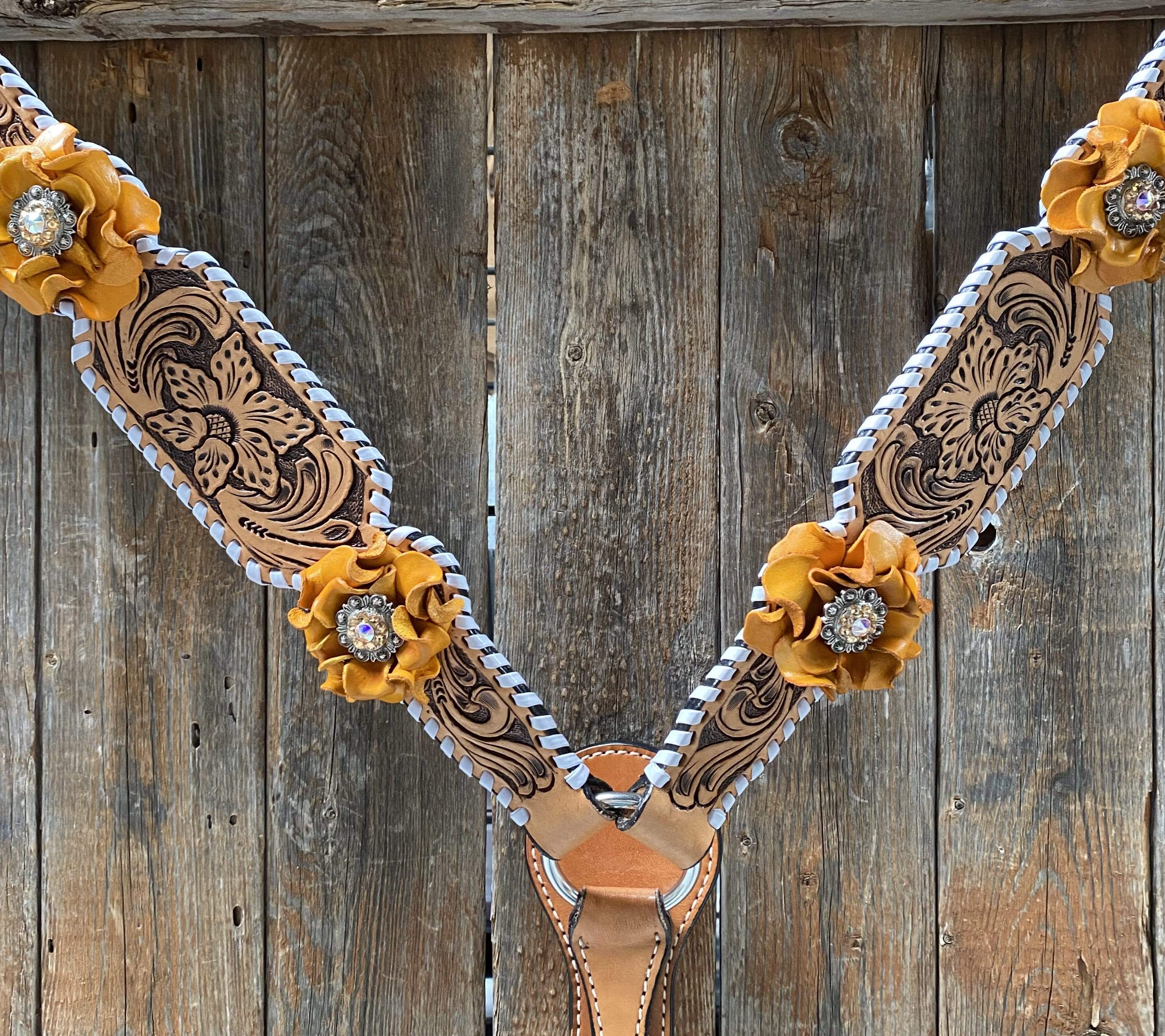 Tack Whipstitch Breastcollar - Yellow Roses & European Conchos #BC286 BC286