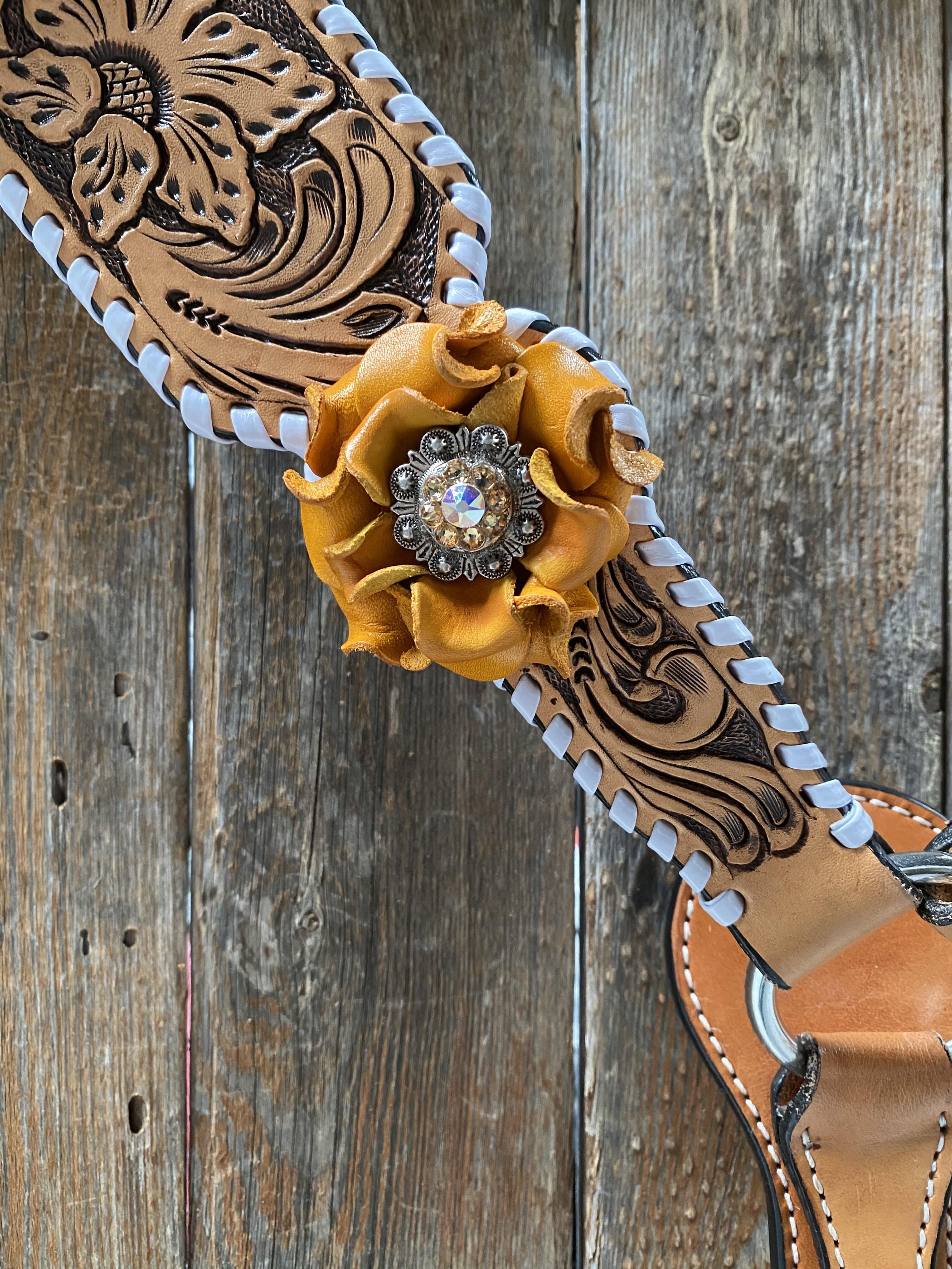 Tack Whipstitch Breastcollar - Yellow Roses & European Conchos #BC286 BC286